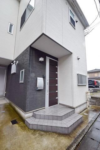 エントランス　★お部屋探しは株式会社タウンハウジング東京まで★