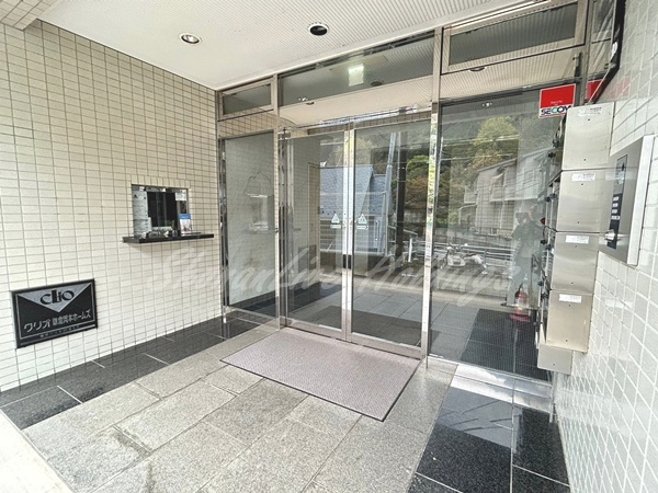 ＪＲ京浜東北線 大船駅 徒歩9分 5階建 築38年の外観写真