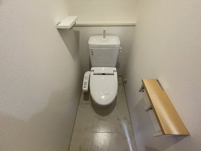 トイレ　ゆったりとした空間のトイレです