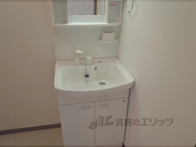 洗面設備　給湯