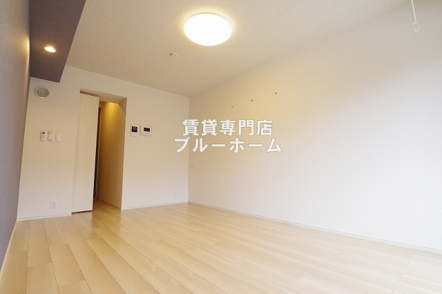 その他　洋室の別アングル！