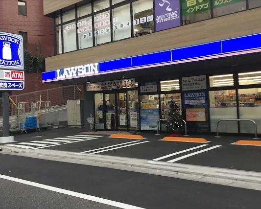 コンビニ　ローソン渋谷元代々木町店（コンビニ）まで310m