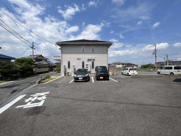 グランリーベB棟 野洲市市三宅の外観写真
