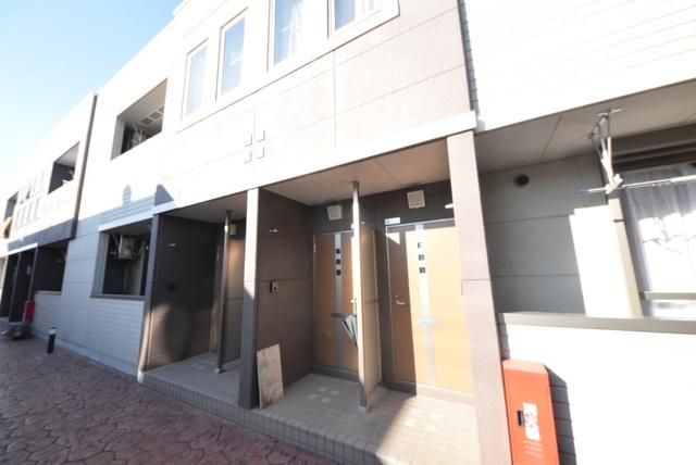 エントランス　★お部屋探しは株式会社タウンハウジング東京まで★