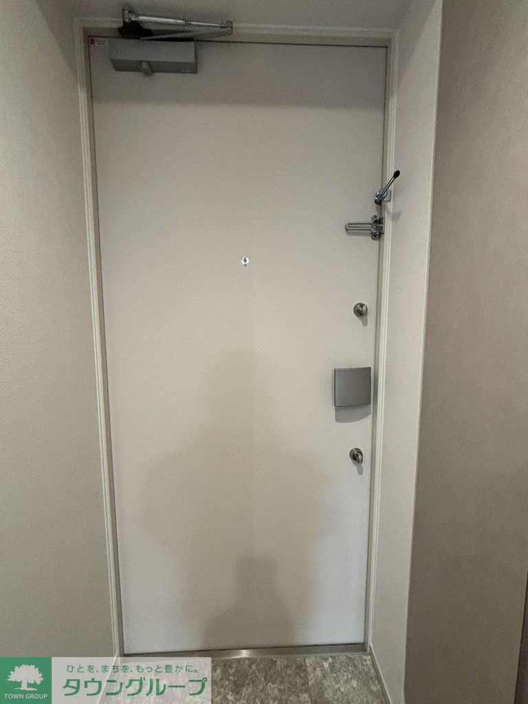 玄関　キッチン