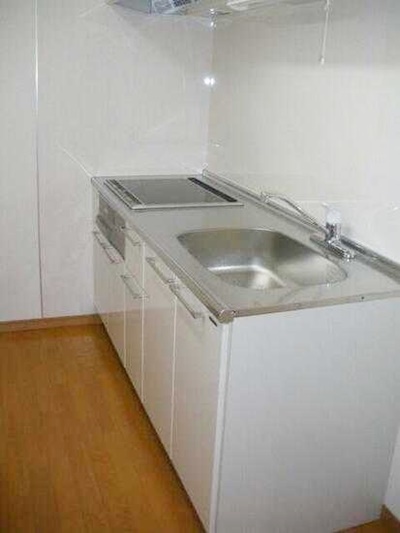 キッチン　【南向きの明るいお部屋♪】