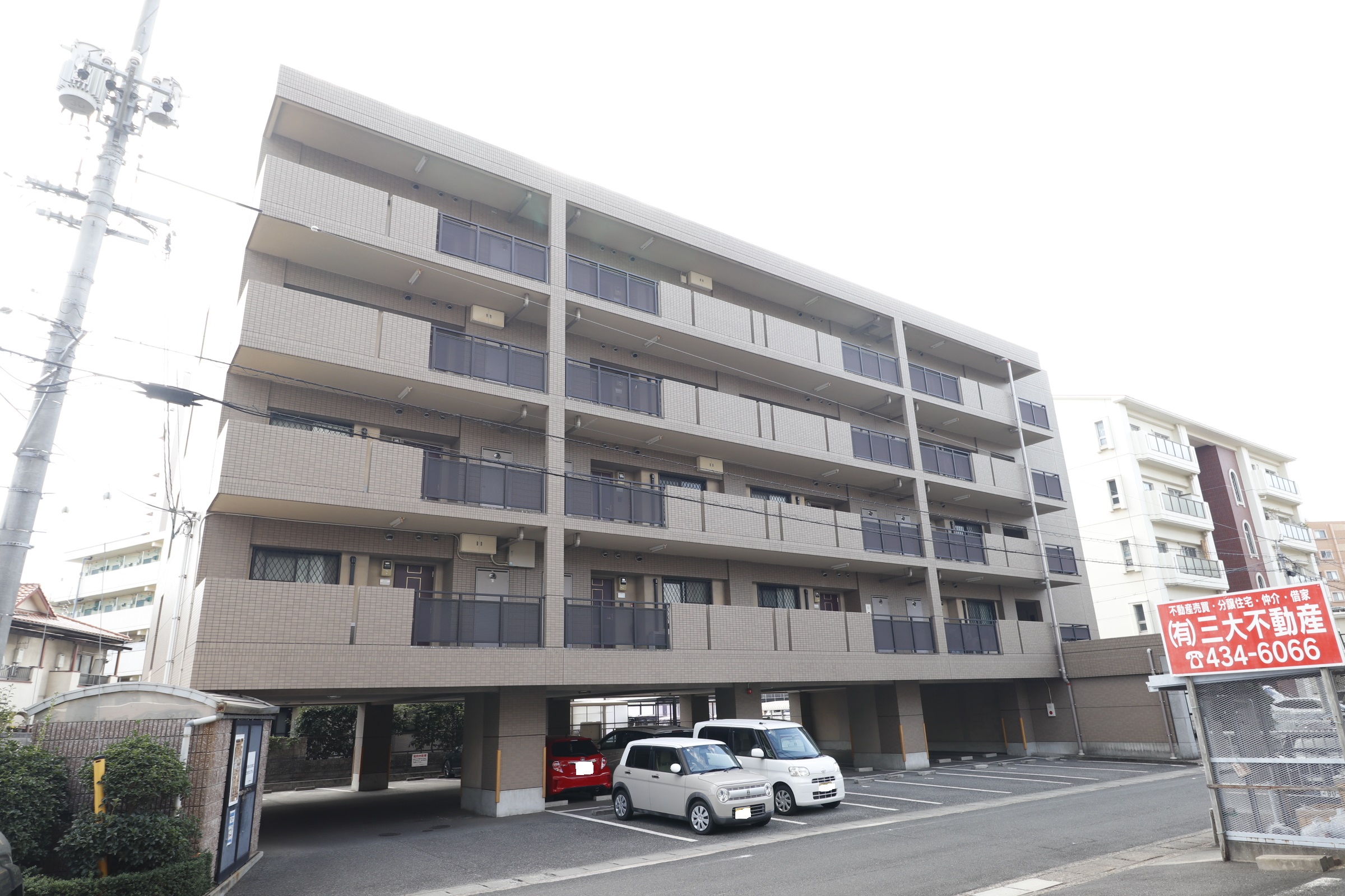 建物外観　人気エリア、老松の3LDKの物件です♪
