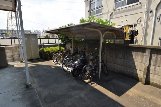 その他共有部分　★屋根つき駐輪場★