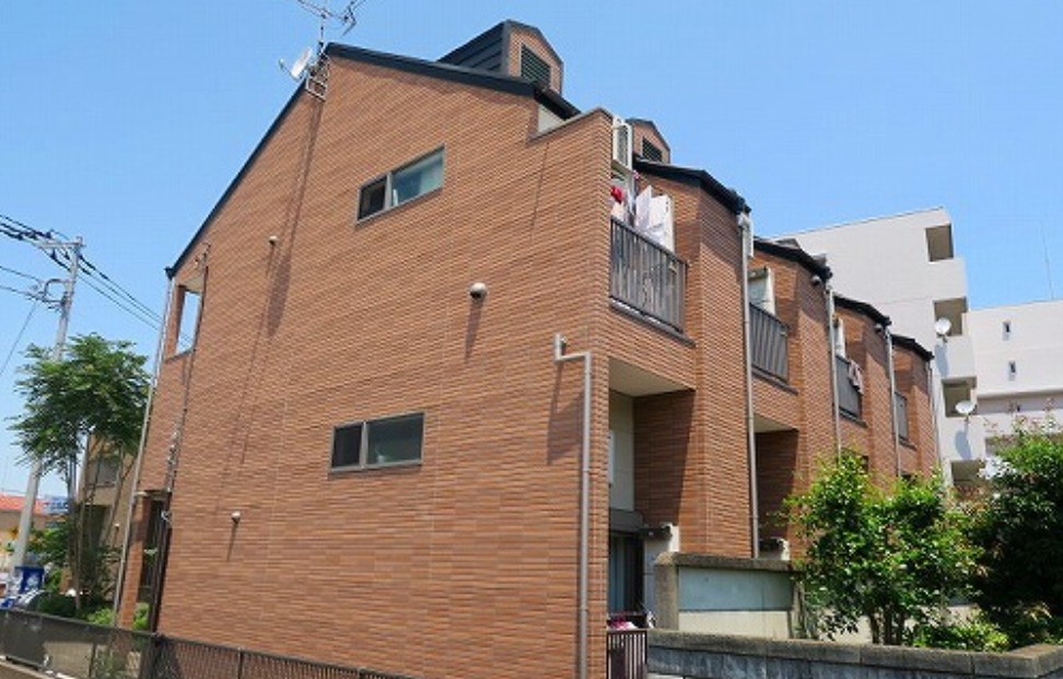 建物外観　お洒落な外観　始めての1人暮らしに・・・