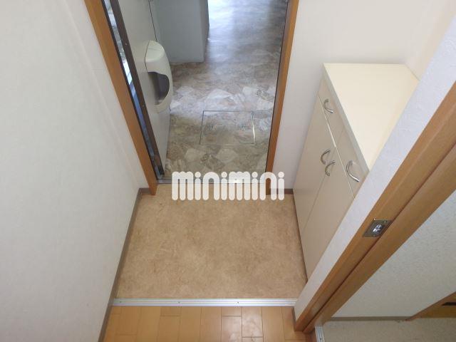ウィンベルソロ平塚第6の玄関写真