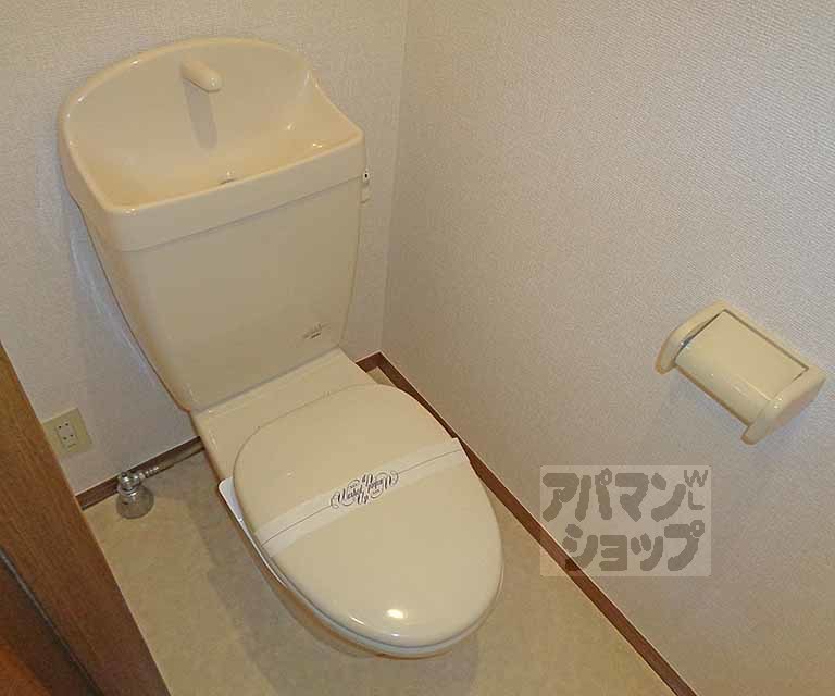 アビタシオン・グラートのトイレ写真