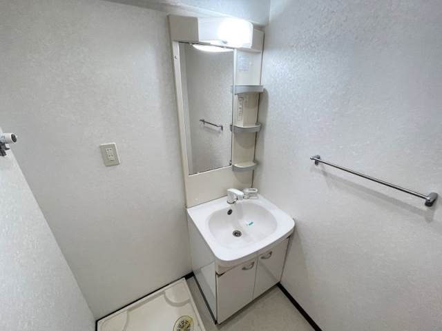 洗面設備　※他号室イメージ