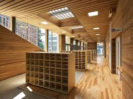 幼稚園・保育園　中央区立中央幼稚園（幼稚園・保育園）まで405m