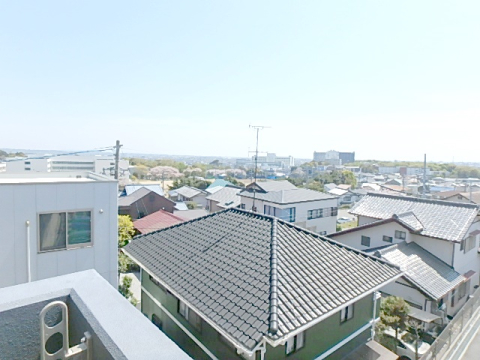 眺望　■お部屋は同型3階の写真です