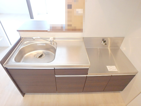キッチン　■お部屋は同型3階の写真です