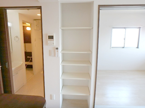 収納　■お部屋は同型3階の写真です