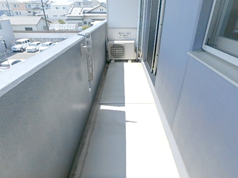 バルコニー　■お部屋は同型3階の写真です