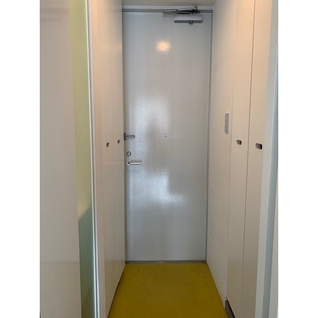 玄関　写真は同タイプ別部屋