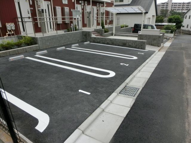 駐車場　敷地内の駐車場です。