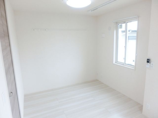 その他部屋・スペース　明るいお部屋です。