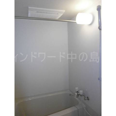バス・シャワールーム　詳細は、ウィンドワード中の島までご相談下さい。