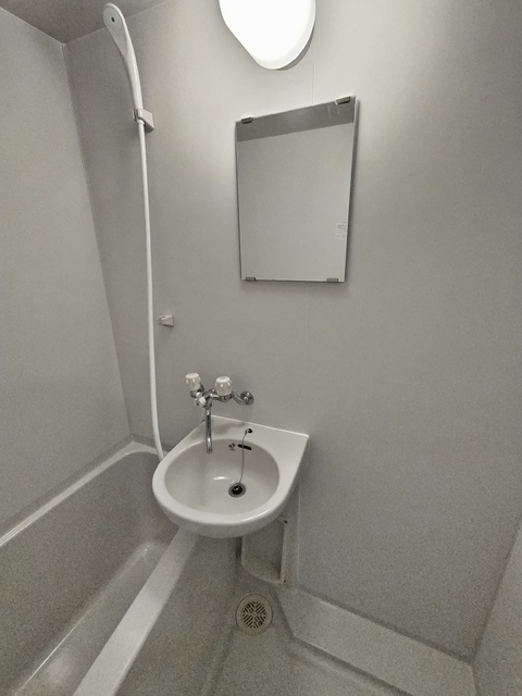 洗面設備　※別室参考写真。