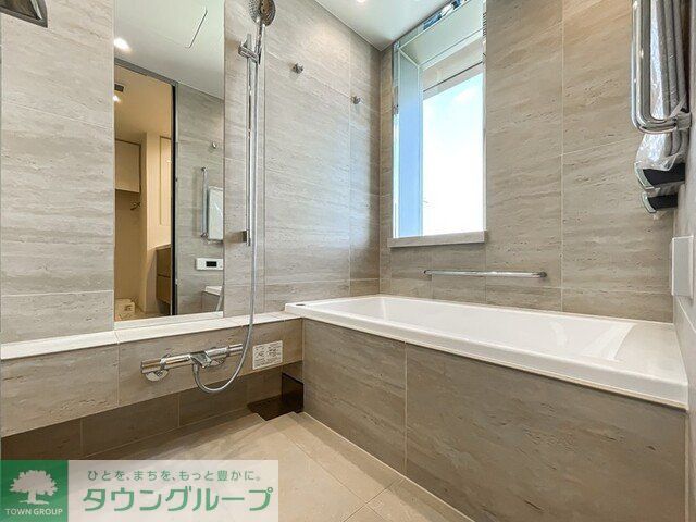 バス・シャワールーム　※写真は同タイプ住戸です。