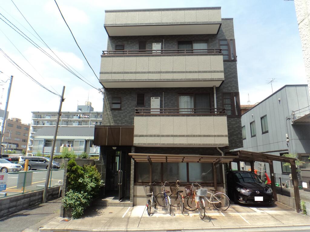 クリスタルヒルズ