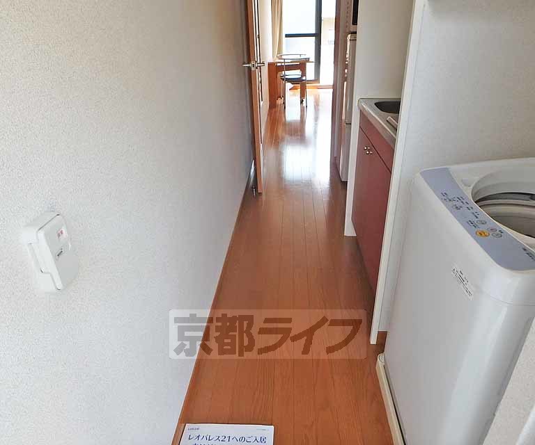 その他部屋・スペース　玄関から廊下にかけて