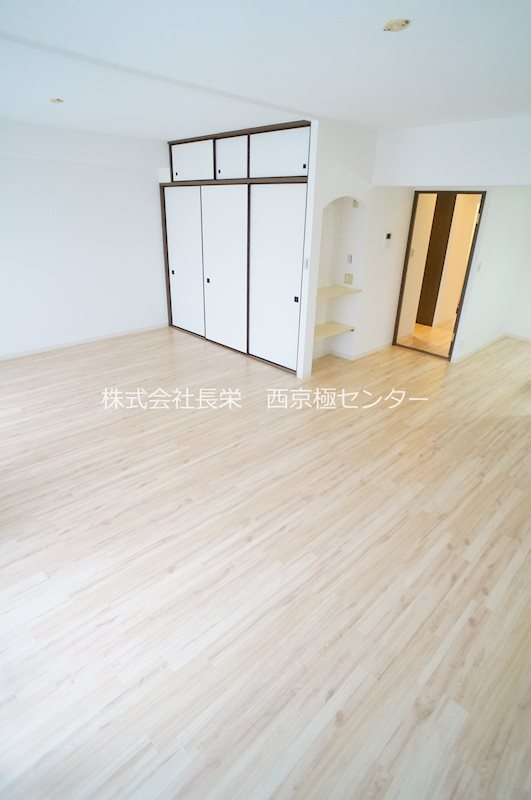 居室・リビング　※同タイプ205号室の参考写真です★（実際のお部屋とは異なり