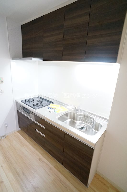 キッチン　※同タイプ205号室の参考写真です★（実際のお部屋とは異なり