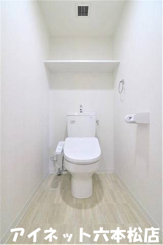 トイレ　落ち着く空間ですね。