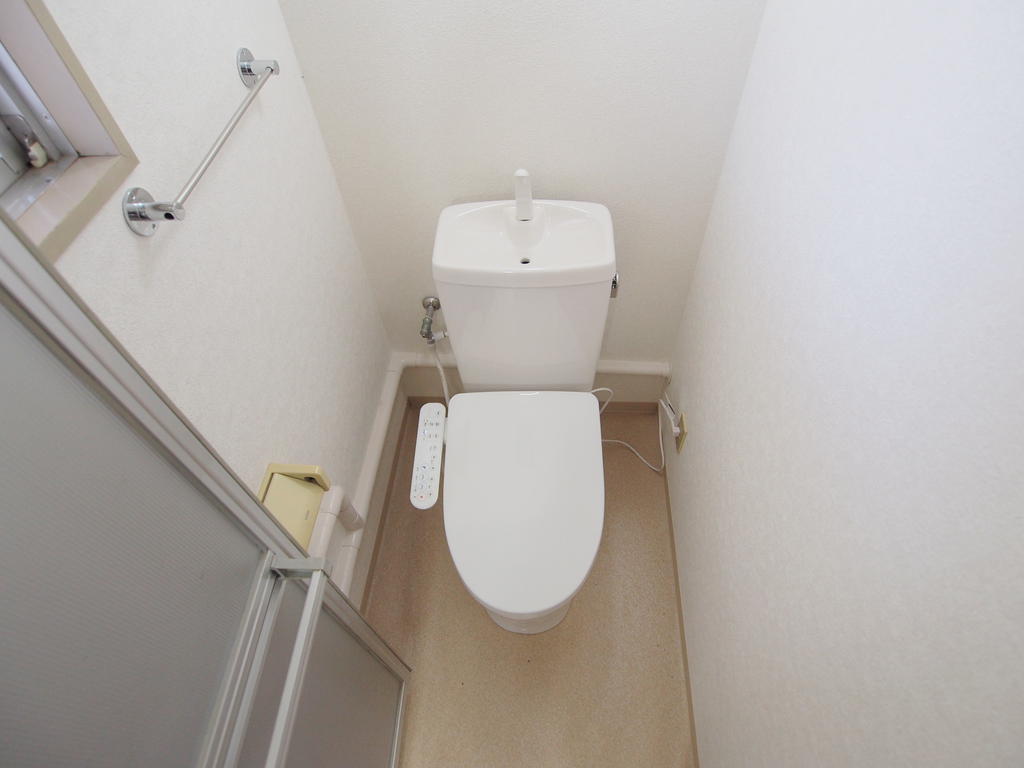【広島市安芸区中野のマンションのトイレ】