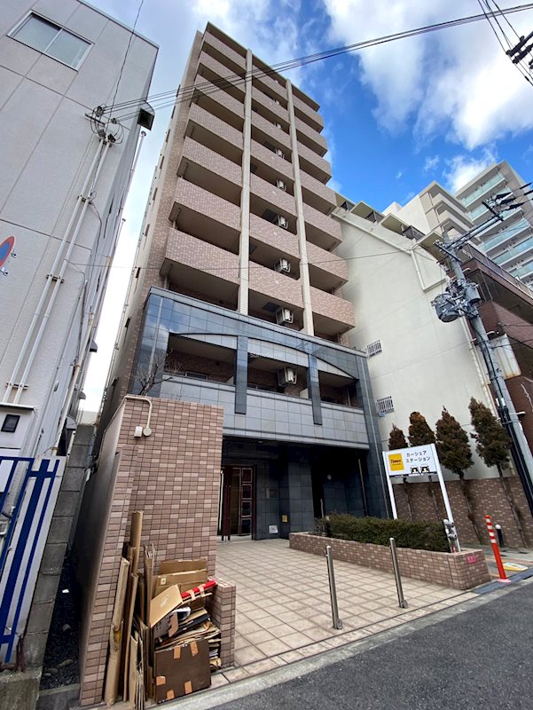 大阪市浪速区日本橋西のマンションの建物外観