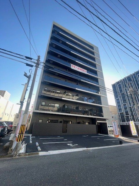 【北九州市小倉北区紺屋町のマンションの建物外観】