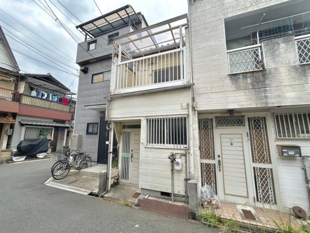 東新町２丁目貸家の建物外観