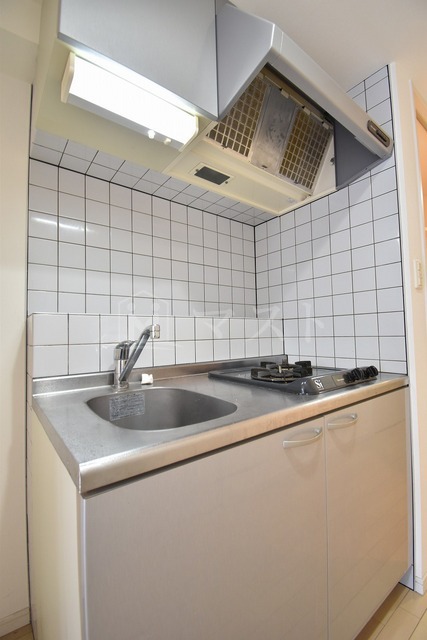 キッチン　※建物内別間取参考写真