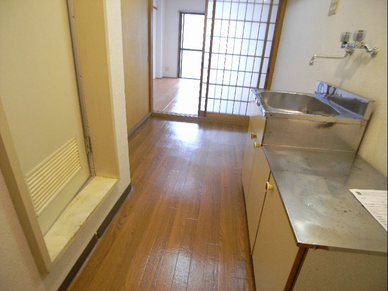 キッチン　写真は105号(別部屋の写真もあり)写真は105号(別部屋の