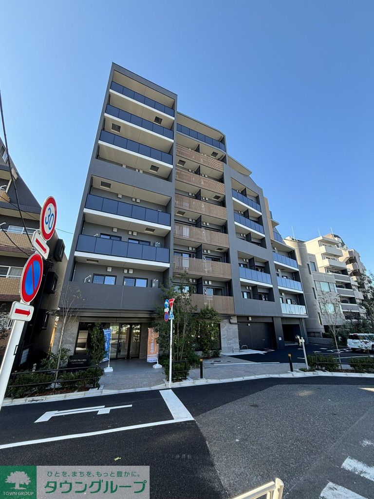 【板橋区志村のマンションの建物外観】