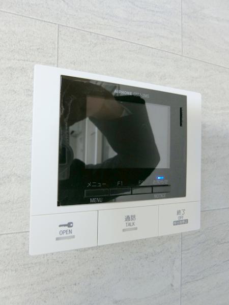 セキュリティ　モニタ付インターホン
