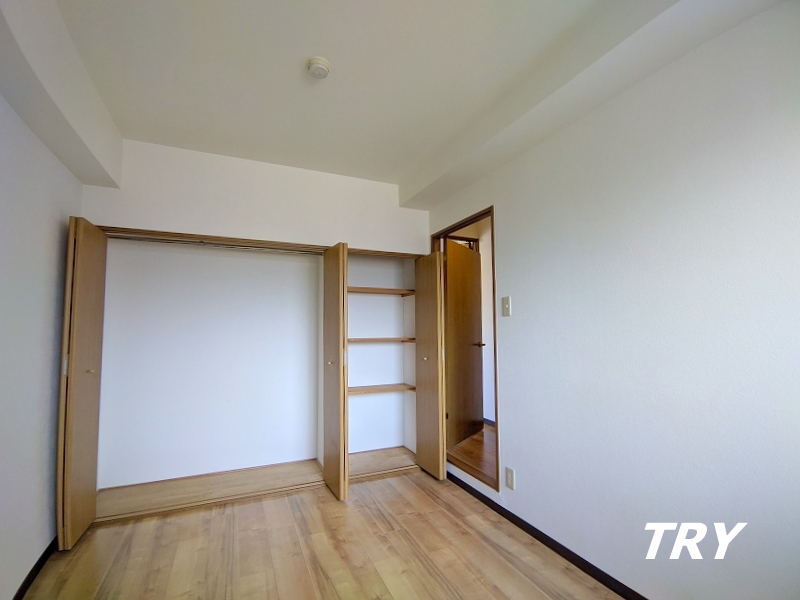 収納　洋室クローゼット