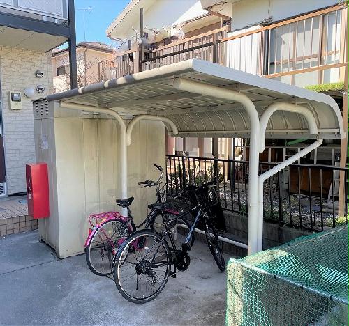 その他共有部分　屋根付き駐輪場