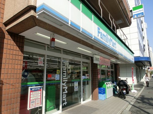 コンビニ　ファミリーマート東神田二丁目店（コンビニ）まで176m