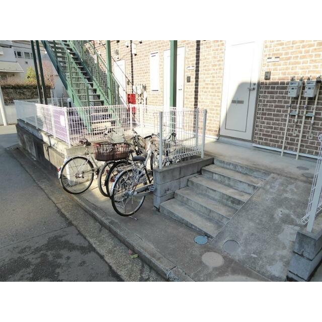 その他共有部分　駐輪可能（バイク相談）