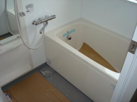 バス・シャワールーム　バス