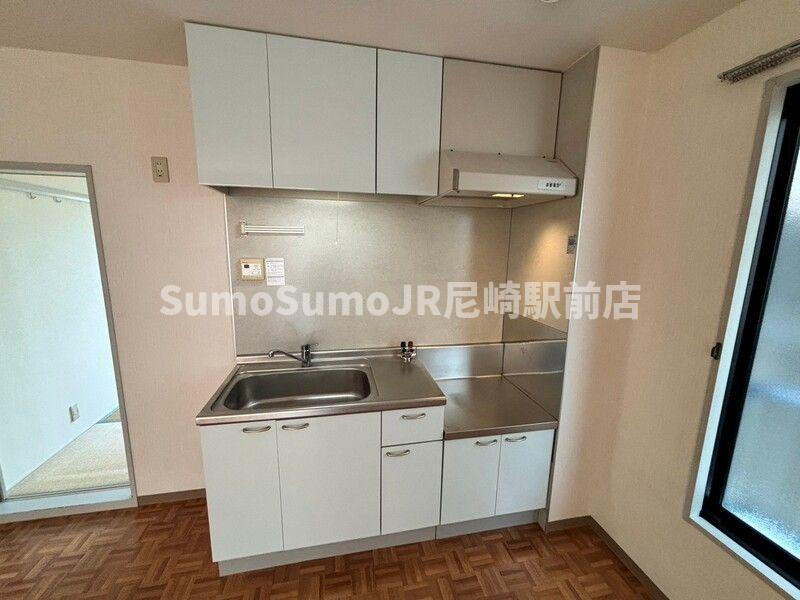 キッチン　キッチンでお料理をお楽しみください