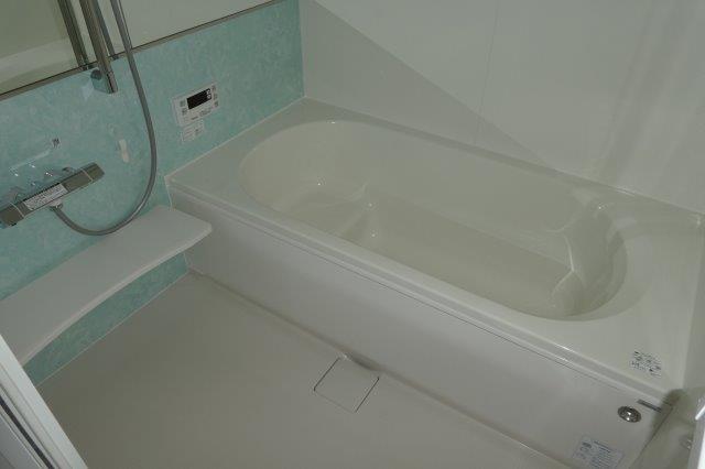 バス・シャワールーム　一坪風呂