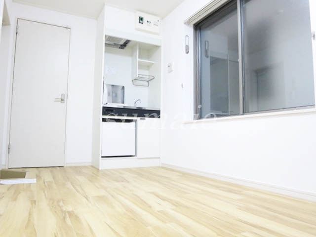 居室・リビング　お部屋の別角度からです☆