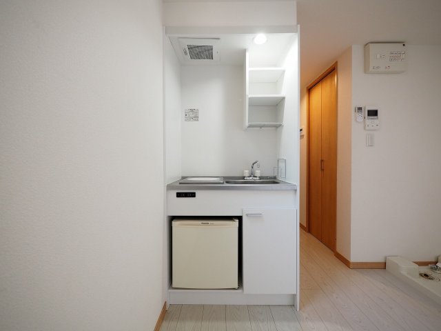 キッチン　IHコンロ付のみにきっちん※同タイプ・別号室参考写真