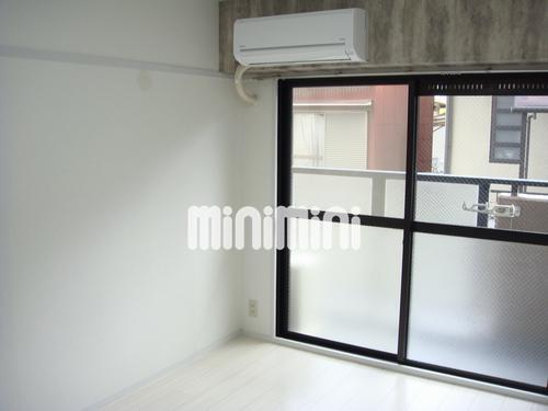 その他設備　エアコンも一基付いています